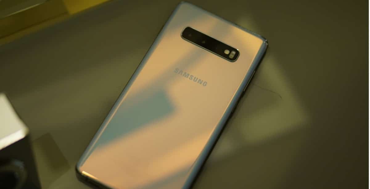 Samsung Galaxy S10 First Impressions Cover