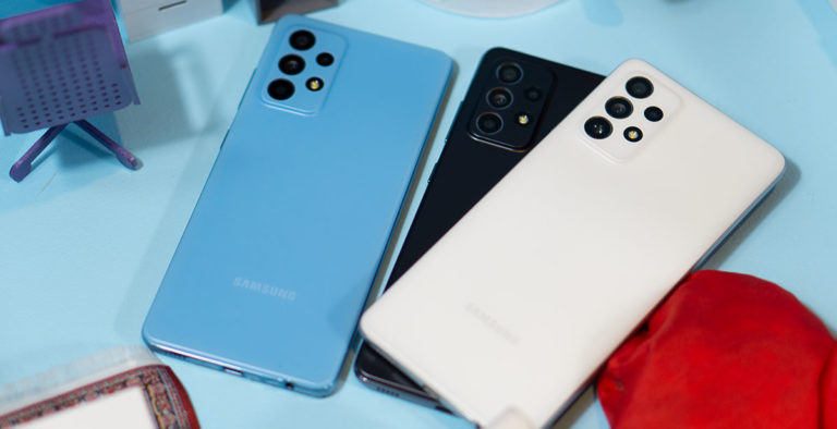 Samsung Galaxy A52 A52 5G A72 Launch Cover