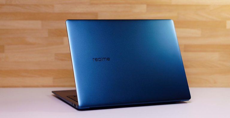 realme Book Review Cover