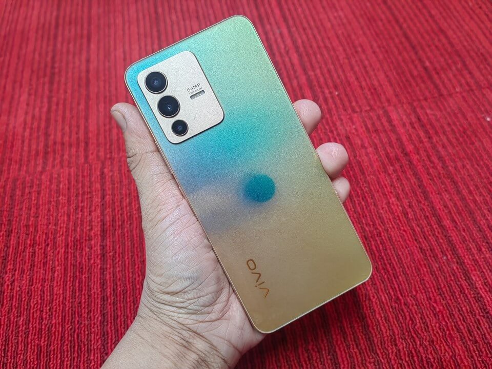Vivo V23 5G Review first look