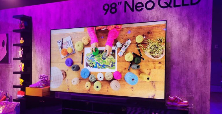Samsung 2022 Neo QLED 8K TVs Cover