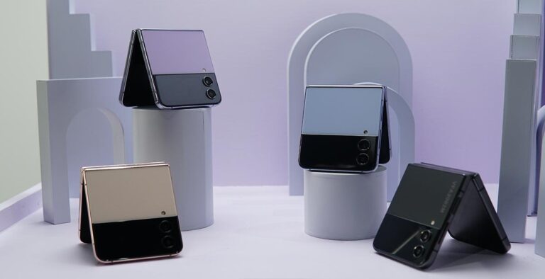 Samsung Galaxy Z Flip 4 International Launch Cover