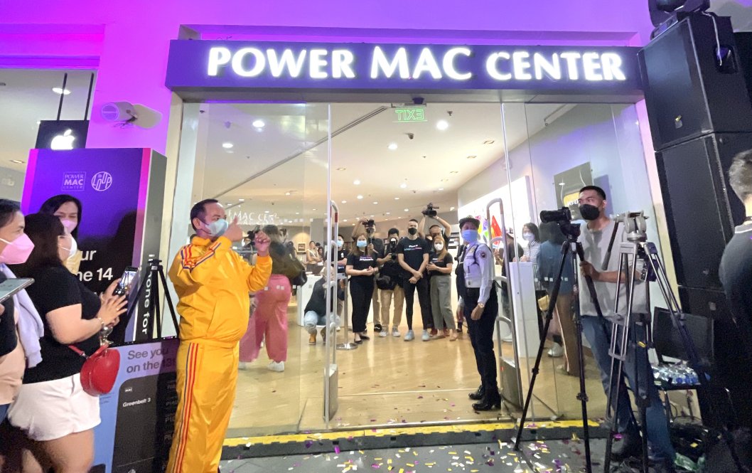 Power Mac Center iPhone 14 Launch Cover