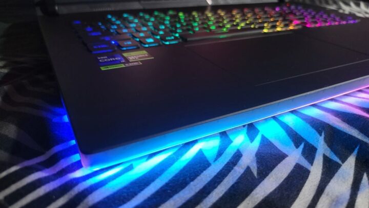 ROG Strix SCAR 18 RGB Front