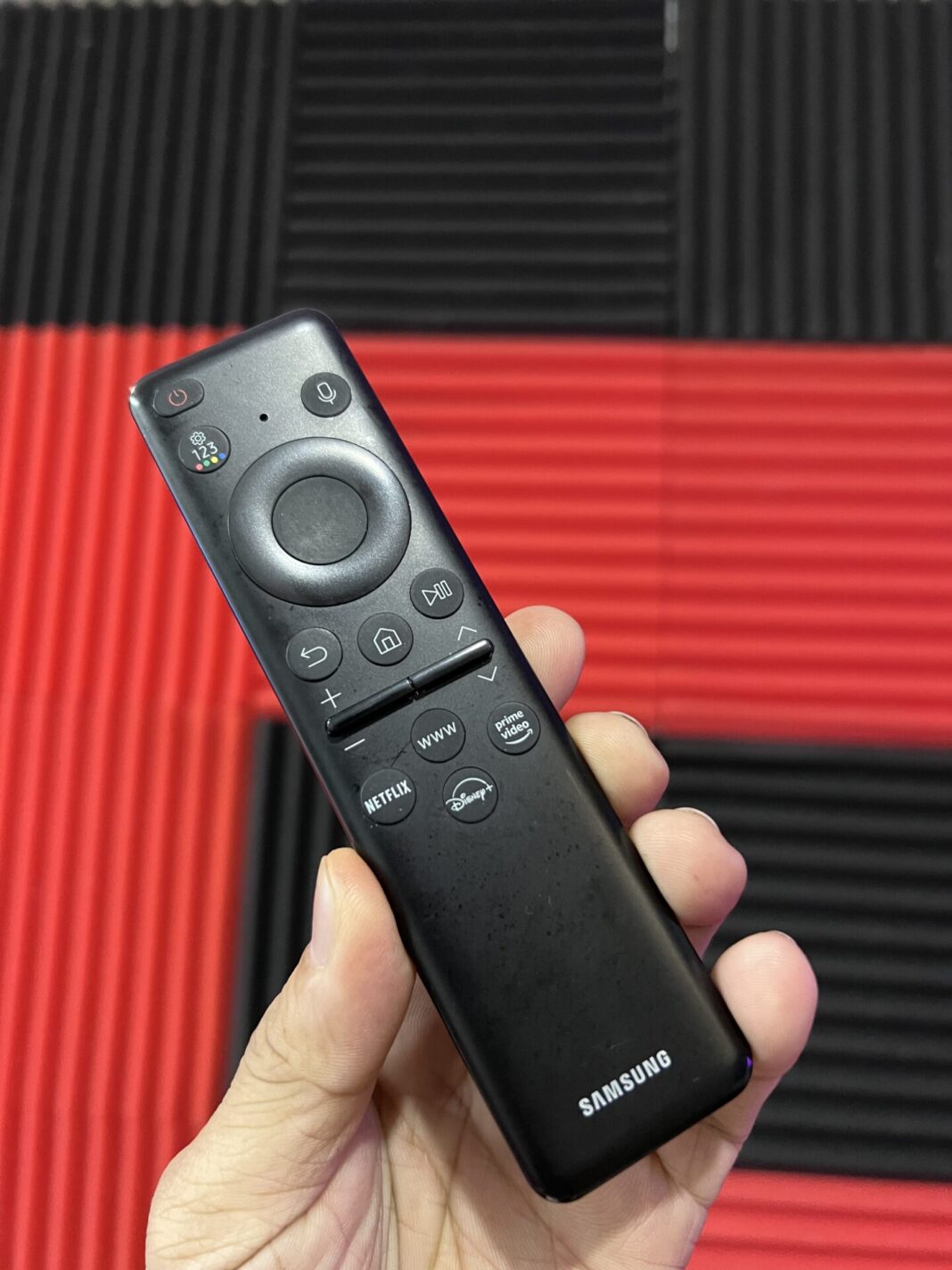 The Ultimate Home Entertainment Powerhouse Samsung S95C OLED & Q800C