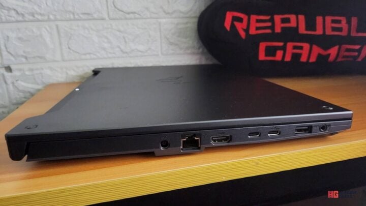 ASUS TUF Gaming F15 2022 Review Hungrygeeks 04