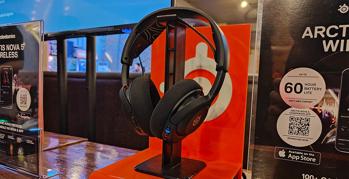 SteelSeriess Nova 5 Wireless Launch PH Cover