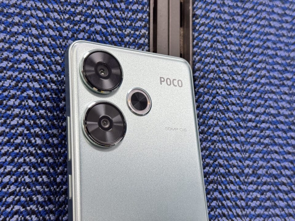 POCO F6 Unboxing3