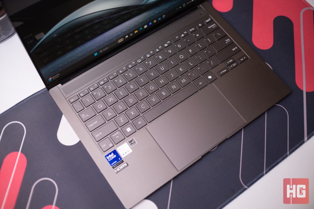 ASUS ZenBook S 14 2024 Review (4)