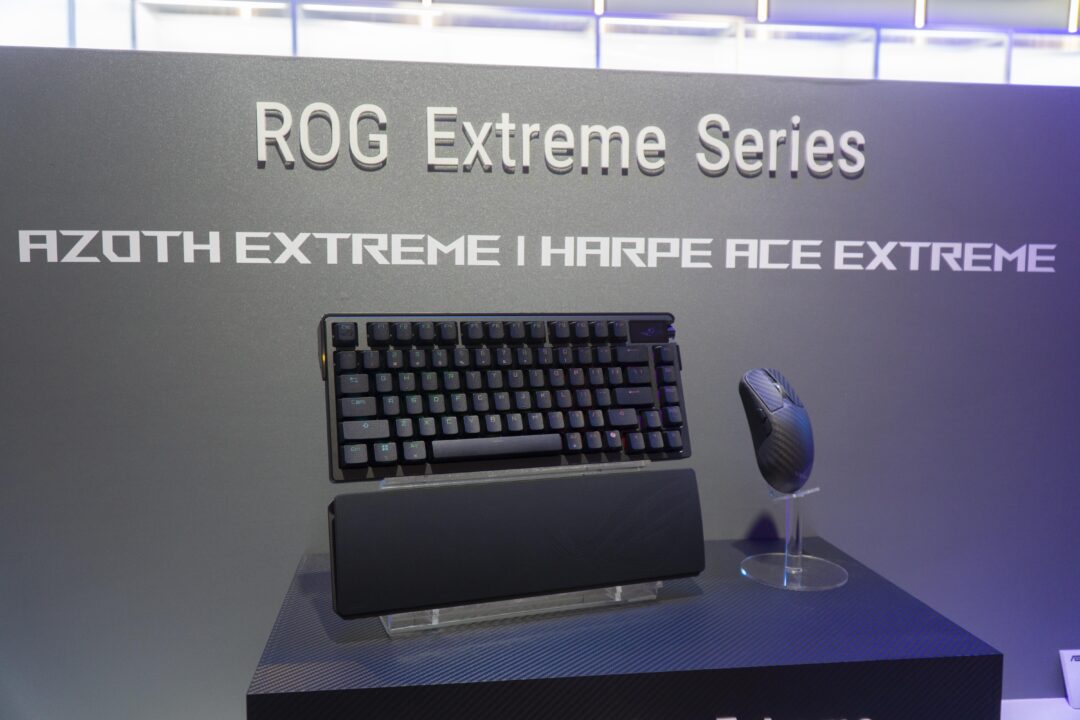 ASUS ROG Azoth Extreme x Harpe Ace Extreme