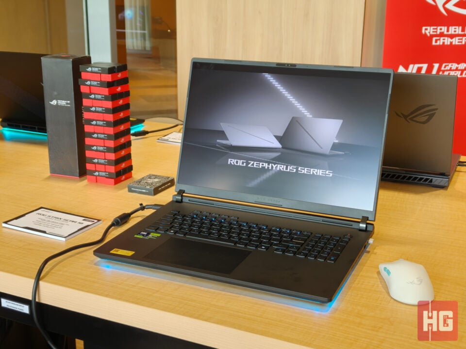 2025 ROG Strix Scar 18