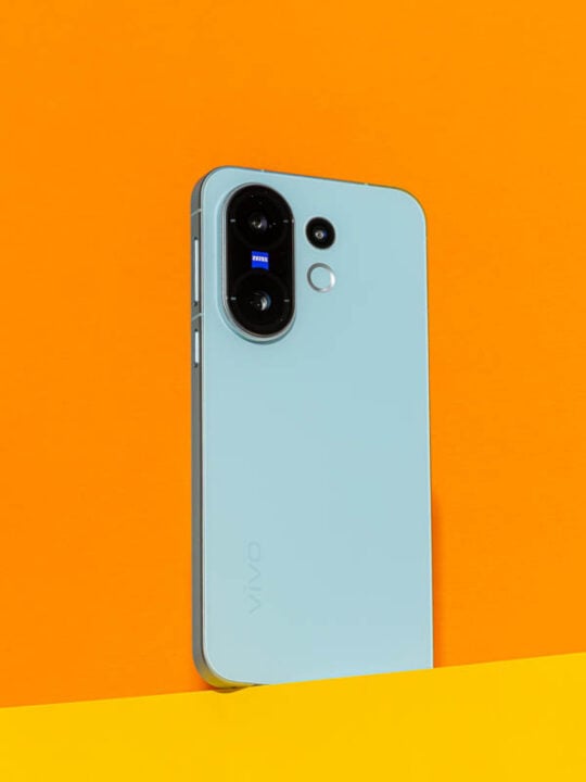 vivo X200 FE (2) 2