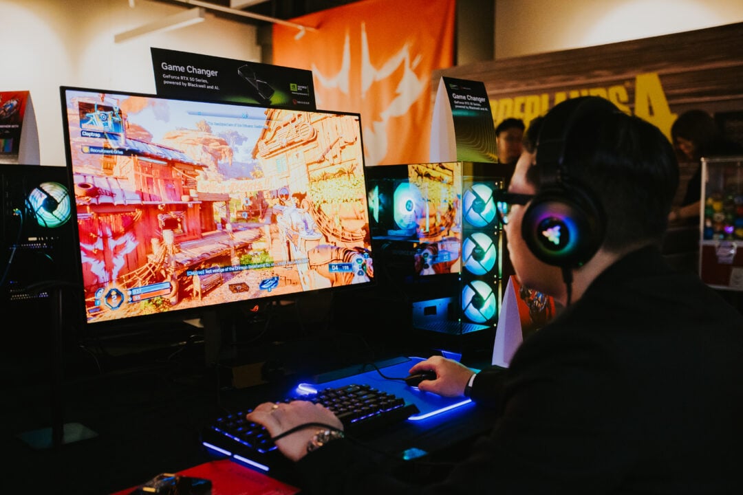 Event attendees trying Borderlands 4 on PC