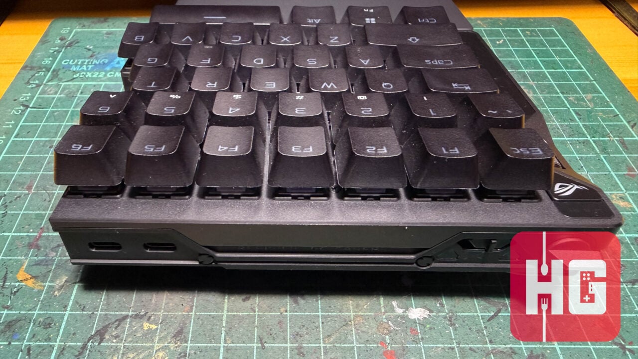 ROG Falcata Review 6